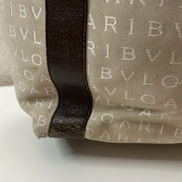 Bvlgari Tote & Matching Wallet - Picture 10 of 17